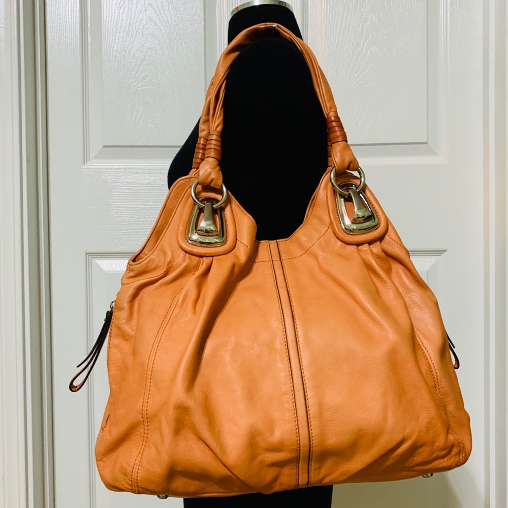 EUC B. Makowsky Purse
